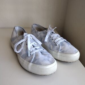 Superga 2750 size 6 1/2
